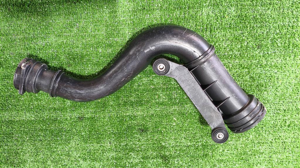 1k0145762cl Патрубок интеркулера Volkswagen Passat (B6) 2005-2010 0г. (OEM 1k0145762cl) 1k0145762cl Патрубок интеркулера Volkswagen Passat (B6) 2005-2010 0г. (OEM 1k0145762cl)