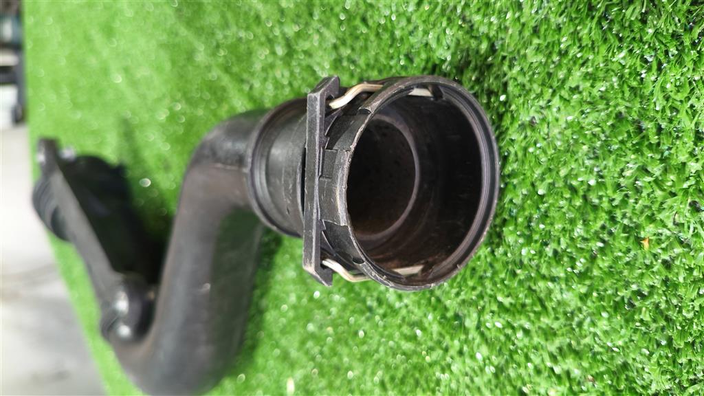 1k0145762cl Патрубок интеркулера Volkswagen Passat (B6) 2005-2010 0г. (OEM 1k0145762cl) 1k0145762cl Патрубок интеркулера Volkswagen Passat (B6) 2005-2010 0г. (OEM 1k0145762cl)