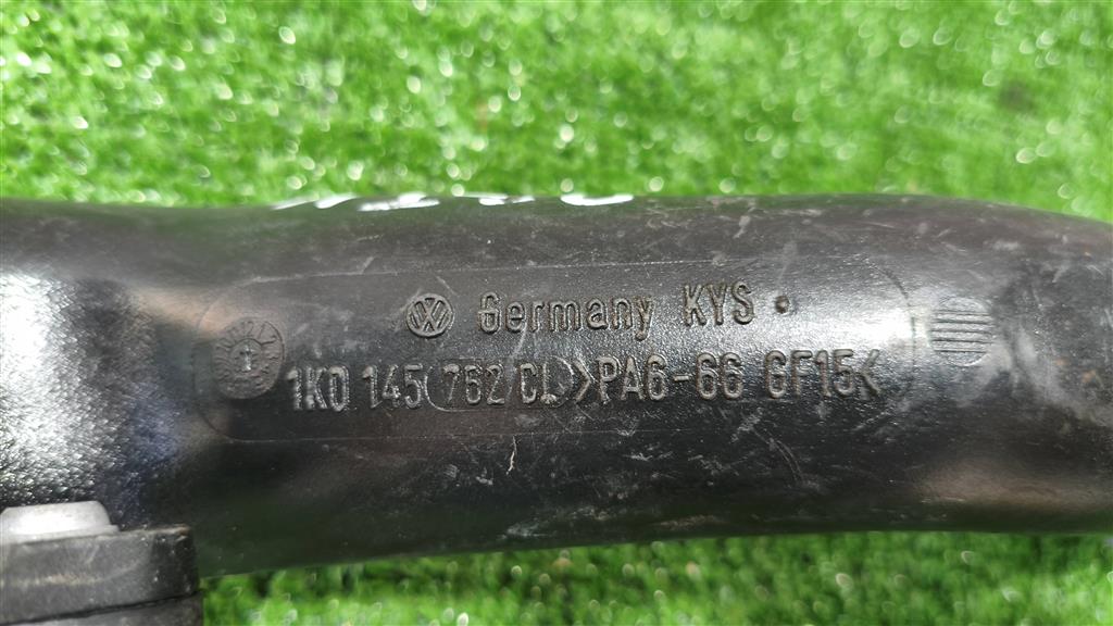1k0145762cl Патрубок интеркулера Volkswagen Passat (B6) 2005-2010 0г. (OEM 1k0145762cl) 1k0145762cl Патрубок интеркулера Volkswagen Passat (B6) 2005-2010 0г. (OEM 1k0145762cl)