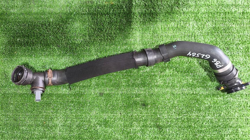 3c0122051bq Патрубок охлаждения Volkswagen Passat (B6) 2005-2010 2010 г. 3c0122051bq Патрубок охлаждения Volkswagen Passat (B6) 2005-2010