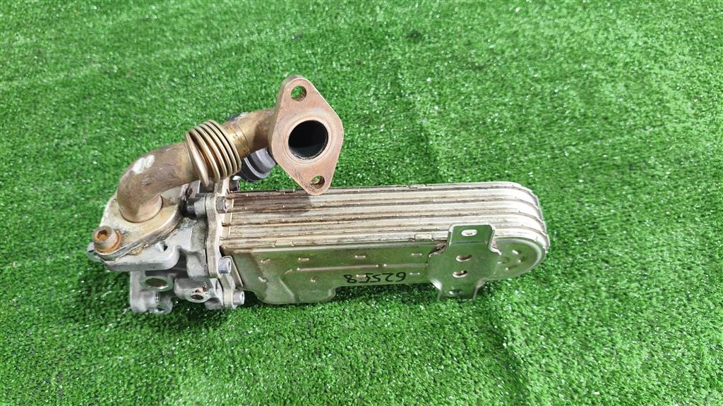 03G131513J Теплообменник Volkswagen Passat (B6) 2005-2010 0г. (OEM 03G131513J) 03G131513J Теплообменник Volkswagen Passat (B6) 2005-2010 0г. (OEM 03G131513J)
