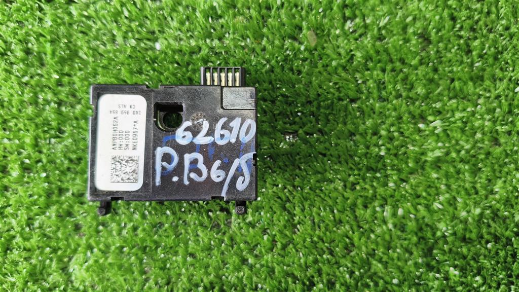 1k0959654cn Датчик угла поворота Volkswagen Passat (B6) 2005-2010 0 г. 1k0959654cn Датчик угла поворота