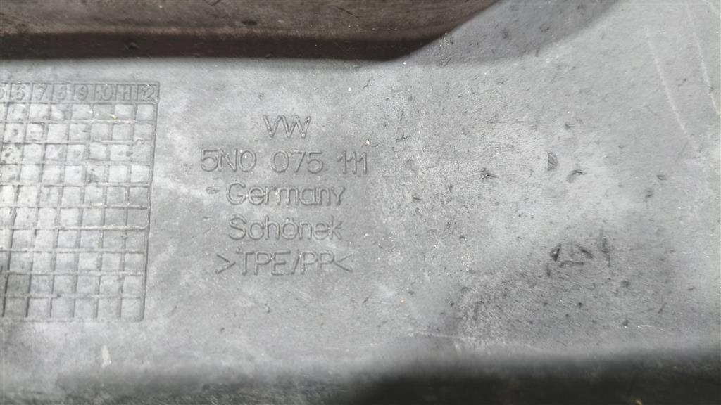 5n0075111 Брызговик передний левый Volkswagen Tiguan 2007-2011 2012г. (OEM 5n0075111) 5n0075111 Брызговик передний левый Volkswagen Tiguan 2007-2011 2012г. (OEM 5n0075111)