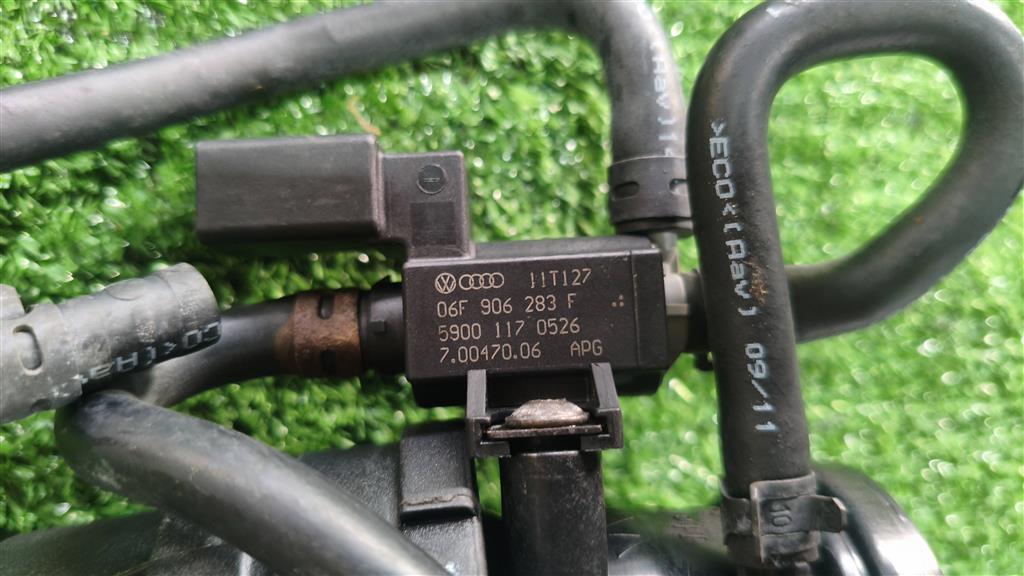 03c129656c Патрубок турбины Volkswagen Tiguan 2007-2011 2012г. (OEM 03c129656c) 03c129656c Патрубок турбины Volkswagen Tiguan 2007-2011 2012г. (OEM 03c129656c)