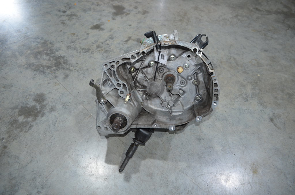 jb3 982 МКПП (механическая коробка переключения передач) Renault Megane 1999-2002 0г. (OEM jb3 982) jb3 982 МКПП (механическая коробка переключения передач) Renault Megane 1999-2002 0г. (OEM jb3 982)