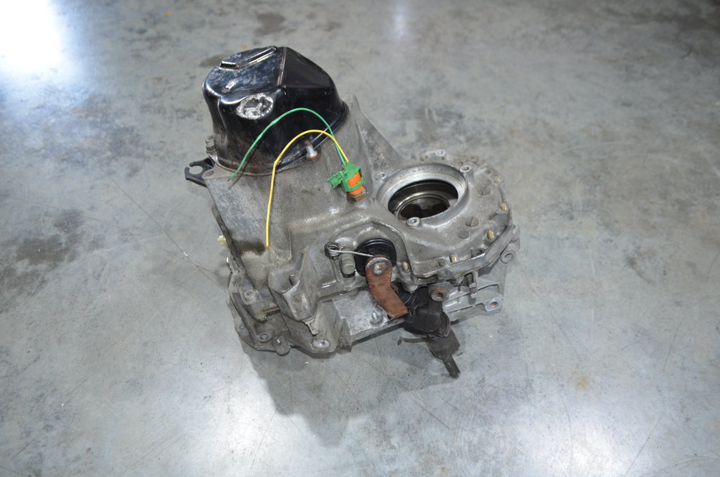 jb3 956 МКПП (механическая коробка переключения передач) Renault Megane 1999-2002 0г. (OEM jb3 956) jb3 956 МКПП (механическая коробка переключения передач) Renault Megane 1999-2002 0г. (OEM jb3 956)