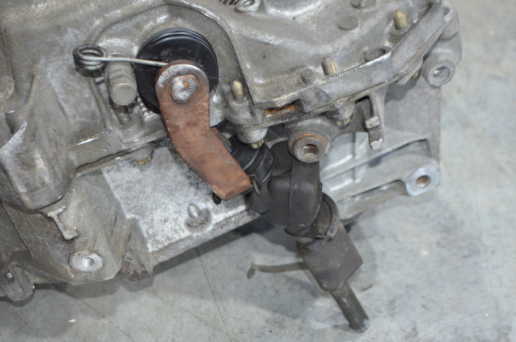 jb3 956 МКПП (механическая коробка переключения передач) Renault Megane 1999-2002 0г. (OEM jb3 956) jb3 956 МКПП (механическая коробка переключения передач) Renault Megane 1999-2002 0г. (OEM jb3 956)