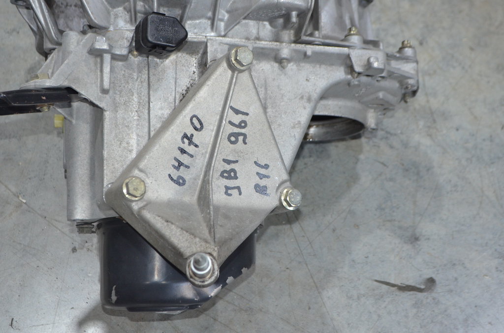 jb1 961 МКПП (механическая коробка переключения передач) Renault Megane 1999-2002 0г. (OEM jb1 961) jb1 961 МКПП (механическая коробка переключения передач) Renault Megane 1999-2002 0г. (OEM jb1 961)