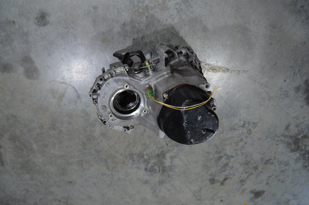 jb3 979 МКПП (механическая коробка переключения передач) Renault Scenic 2000-2003 0г. (OEM jb3 979) jb3 979 МКПП (механическая коробка переключения передач) Renault Scenic 2000-2003 0г. (OEM jb3 979)