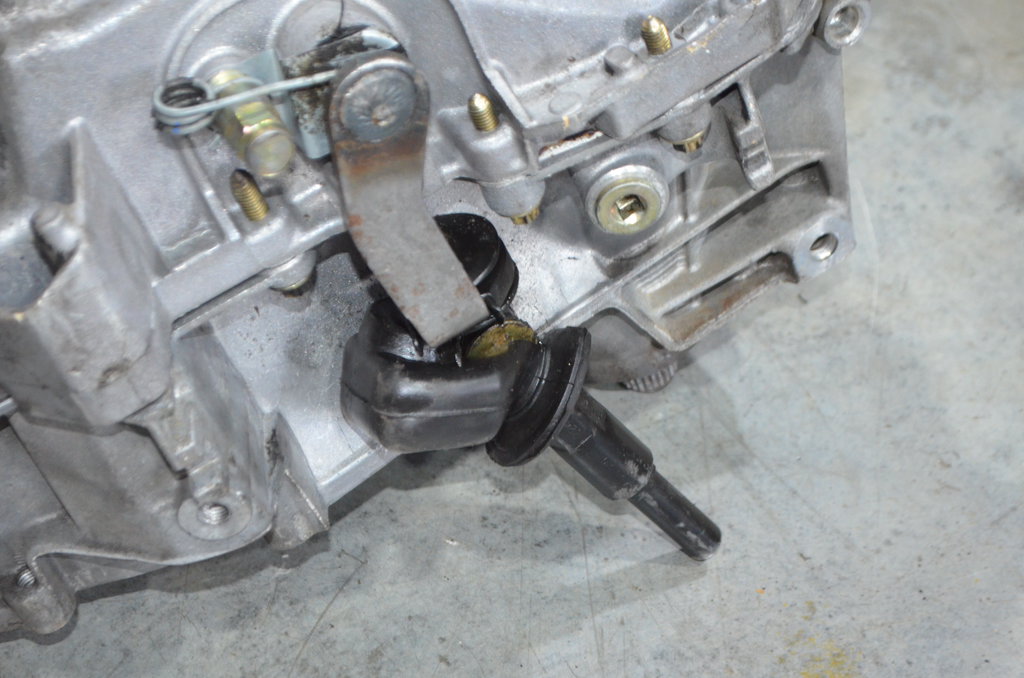 jb3 979 МКПП (механическая коробка переключения передач) Renault Scenic 2000-2003 0г. (OEM jb3 979) jb3 979 МКПП (механическая коробка переключения передач) Renault Scenic 2000-2003 0г. (OEM jb3 979)