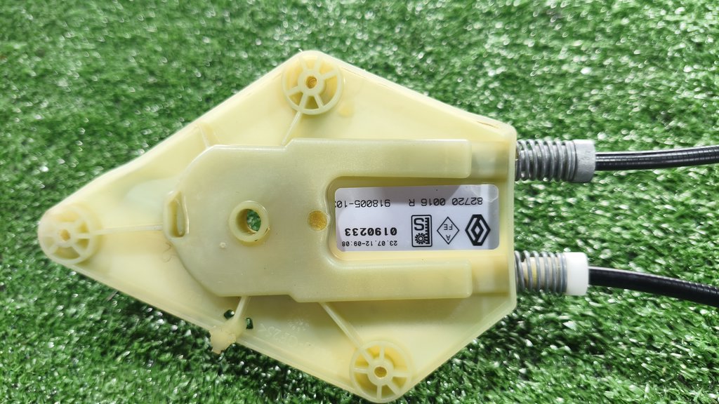 827200016r Стеклоподъемник двери задней правой Renault Fluence 2010> 2012г. (OEM 827200016r) 827200016r Стеклоподъемник двери задней правой Renault Fluence 2010> 2012г. (OEM 827200016r)