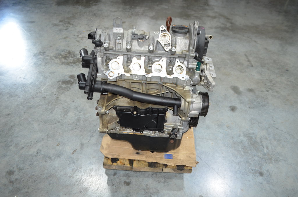 cbz457095 Двигатель (ДВС) Volkswagen Golf VI 2009-2012 2012г. (OEM cbz457095) cbz457095 Двигатель (ДВС) Volkswagen Golf VI 2009-2012 2012г. (OEM cbz457095)