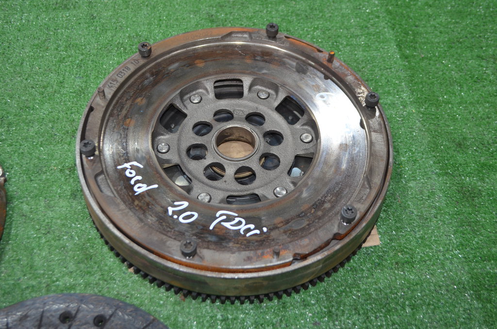 415031810 Маховик в сборе с комплектом сцепления Ford Mondeo IV 2007> 2008г. (OEM 415031810) 415031810 Маховик в сборе с комплектом сцепления Ford Mondeo IV 2007> 2008г. (OEM 415031810)
