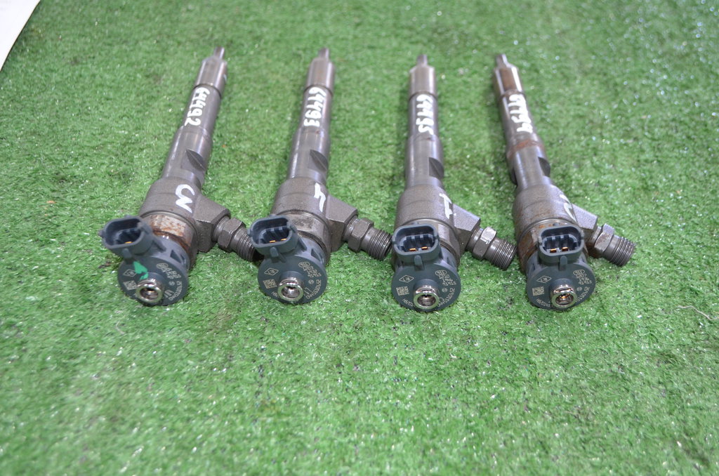 0445110652 Форсунка дизельная электрическая Renault Kaptur 0г. (OEM 0445110652) 0445110652 Форсунка дизельная электрическая Renault Kaptur 0г. (OEM 0445110652)