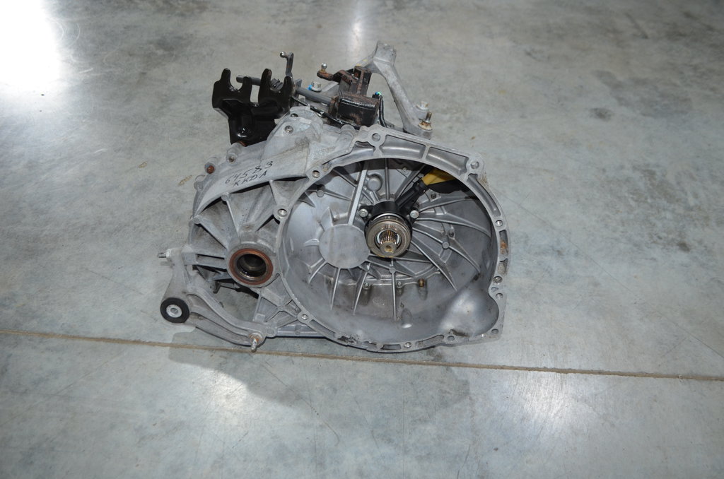 6m5r7002zb МКПП (механическая коробка переключения передач) Ford Focus II 2008-2011 2011г. (OEM 6m5r7002zb) 6m5r7002zb МКПП (механическая коробка переключения передач) Ford Focus II 2008-2011 2011г. (OEM 6m5r7002zb)