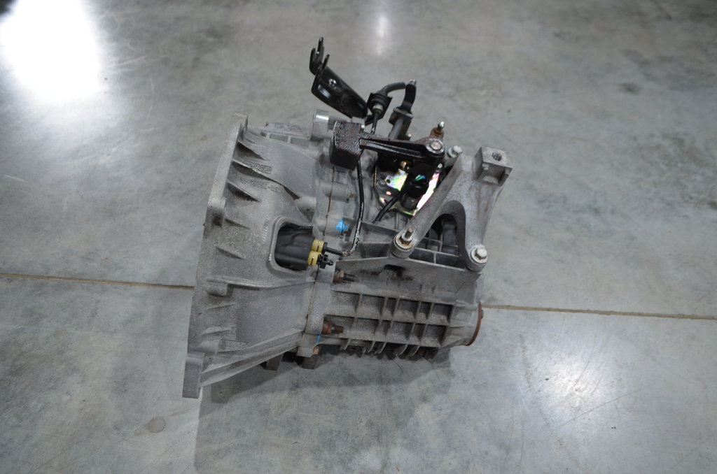 6m5r7002zb МКПП (механическая коробка переключения передач) Ford Focus II 2008-2011 2011г. (OEM 6m5r7002zb) 6m5r7002zb МКПП (механическая коробка переключения передач) Ford Focus II 2008-2011 2011г. (OEM 6m5r7002zb)