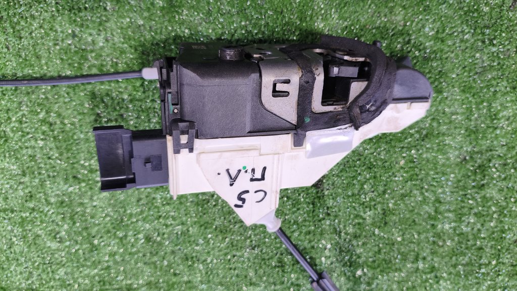 6100w0115j7 Замок двери передней левой Citroen C5/2 2008-2014 2008г. (OEM 6100w0115j7) 6100w0115j7 Замок двери передней левой Citroen C5/2 2008-2014 2008г. (OEM 6100w0115j7)