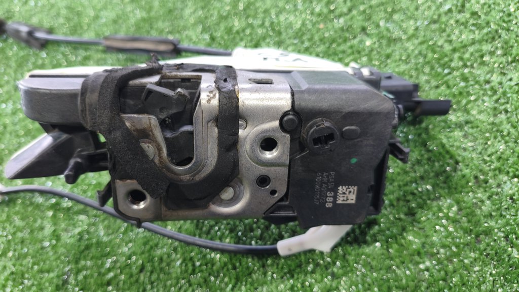 6100w0115j7 Замок двери передней левой Citroen C5/2 2008-2014 2008г. (OEM 6100w0115j7) 6100w0115j7 Замок двери передней левой Citroen C5/2 2008-2014 2008г. (OEM 6100w0115j7)