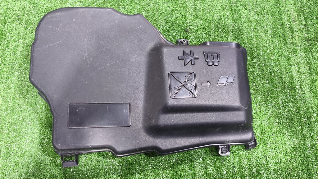 9687677280 Корпус блока предохранителей подкапотного Citroen C5/2 2008-2014 2008г. (OEM 9687677280) 9687677280 Корпус блока предохранителей подкапотного Citroen C5/2 2008-2014 2008г. (OEM 9687677280)