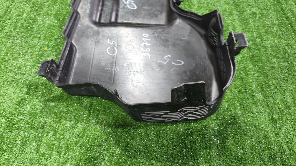 9687677280 Корпус блока предохранителей подкапотного Citroen C5/2 2008-2014 2008г. (OEM 9687677280) 9687677280 Корпус блока предохранителей подкапотного Citroen C5/2 2008-2014 2008г. (OEM 9687677280)