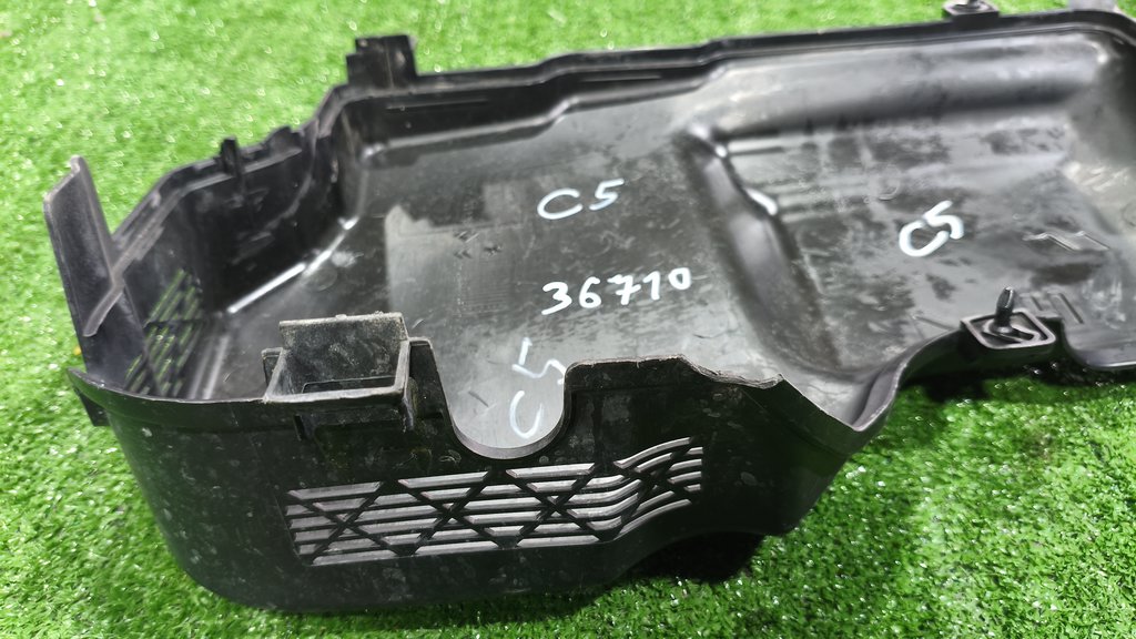 9687677280 Корпус блока предохранителей подкапотного Citroen C5/2 2008-2014 2008г. (OEM 9687677280) 9687677280 Корпус блока предохранителей подкапотного Citroen C5/2 2008-2014 2008г. (OEM 9687677280)