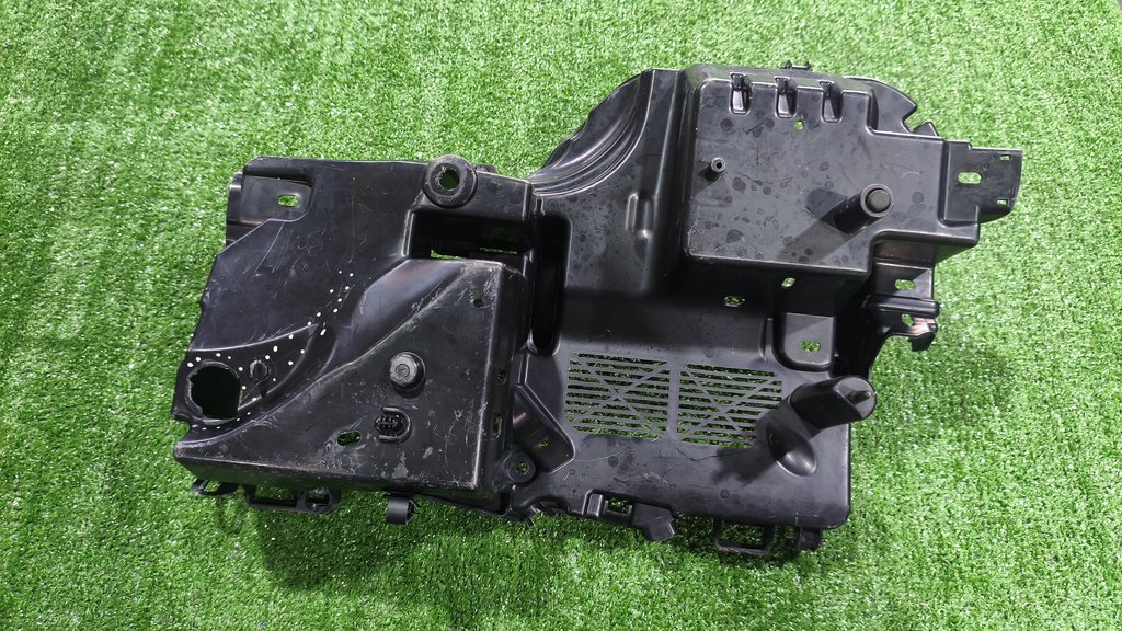 9687677280 Корпус блока предохранителей подкапотного Citroen C5/2 2008-2014 2008г. (OEM 9687677280) 9687677280 Корпус блока предохранителей подкапотного Citroen C5/2 2008-2014 2008г. (OEM 9687677280)
