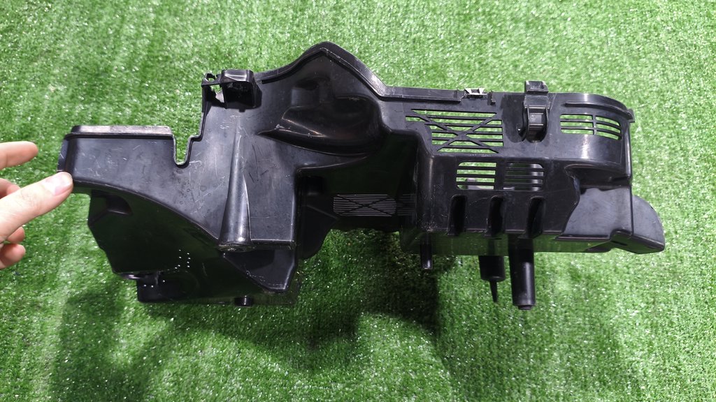 9687677280 Корпус блока предохранителей подкапотного Citroen C5/2 2008-2014 2008г. (OEM 9687677280) 9687677280 Корпус блока предохранителей подкапотного Citroen C5/2 2008-2014 2008г. (OEM 9687677280)