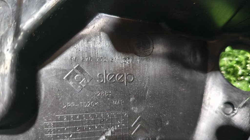9687677280 Корпус блока предохранителей подкапотного Citroen C5/2 2008-2014 2008г. (OEM 9687677280) 9687677280 Корпус блока предохранителей подкапотного Citroen C5/2 2008-2014 2008г. (OEM 9687677280)