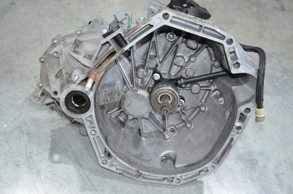 tl4 a053 МКПП (механическая коробка переключения передач) Renault Megane III 2009> 2013г. (OEM tl4 a053) tl4 a053 МКПП (механическая коробка переключения передач) Renault Megane III 2009> 2013г. (OEM tl4 a053)