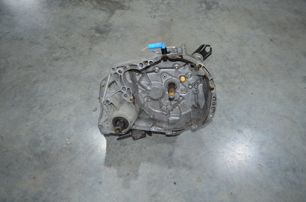jb3 956 МКПП (механическая коробка переключения передач) Renault Megane 1999-2002 0г. (OEM jb3 956) jb3 956 МКПП (механическая коробка переключения передач) Renault Megane 1999-2002 0г. (OEM jb3 956)