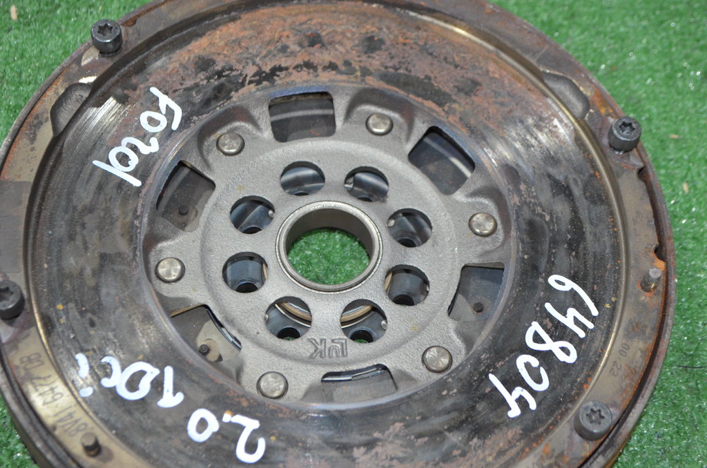 8v416477db Маховик двухмассовый Ford Mondeo IV 2007> 2008г. (OEM 8v416477db) 8v416477db Маховик двухмассовый Ford Mondeo IV 2007> 2008г. (OEM 8v416477db)