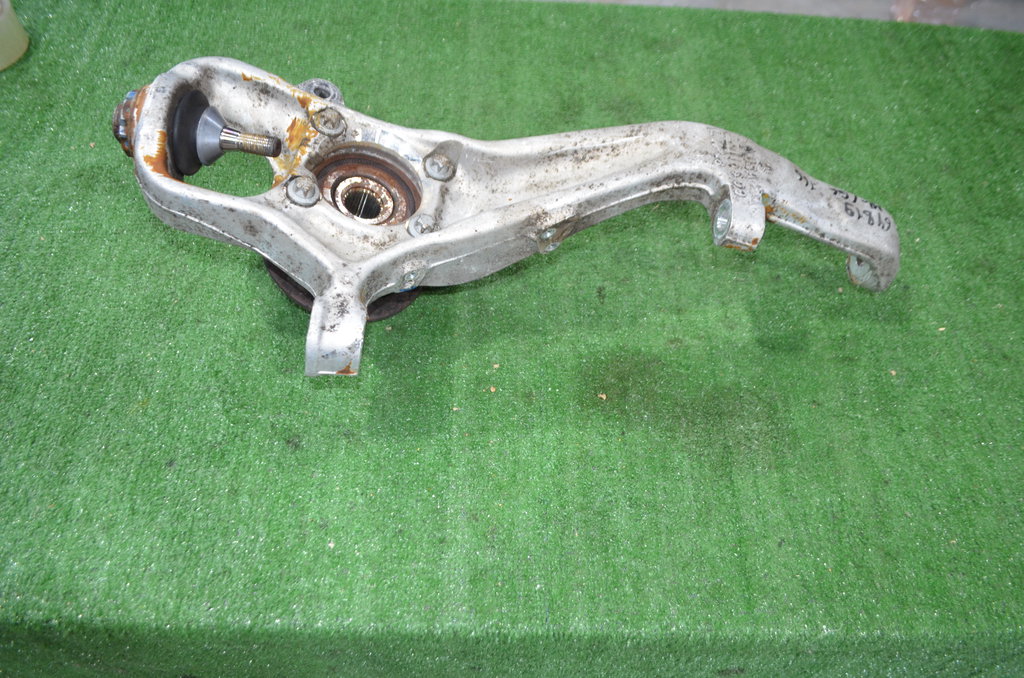 A 166 330 09 20 Кулак поворотный передний левый Mercedes Benz GL X166 0 г. A 166 330 09 20 Автозапчасти для Mercedes Benz GL X166 с авторазборки