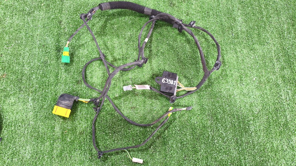 9638053380 Блок управления сиденьями Citroen C5/2 2008-2014 2008 г. 9638053380 Блок управления сиденьями