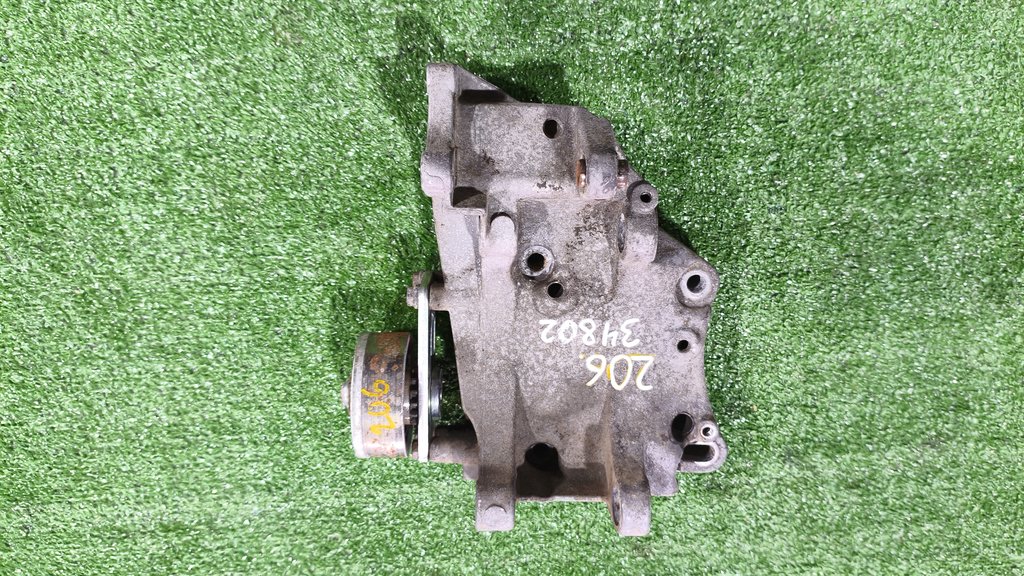 5706j4 Кронштейн генератора Peugeot 206 1998> 2001 г. 5706j4 Кронштейн генератора