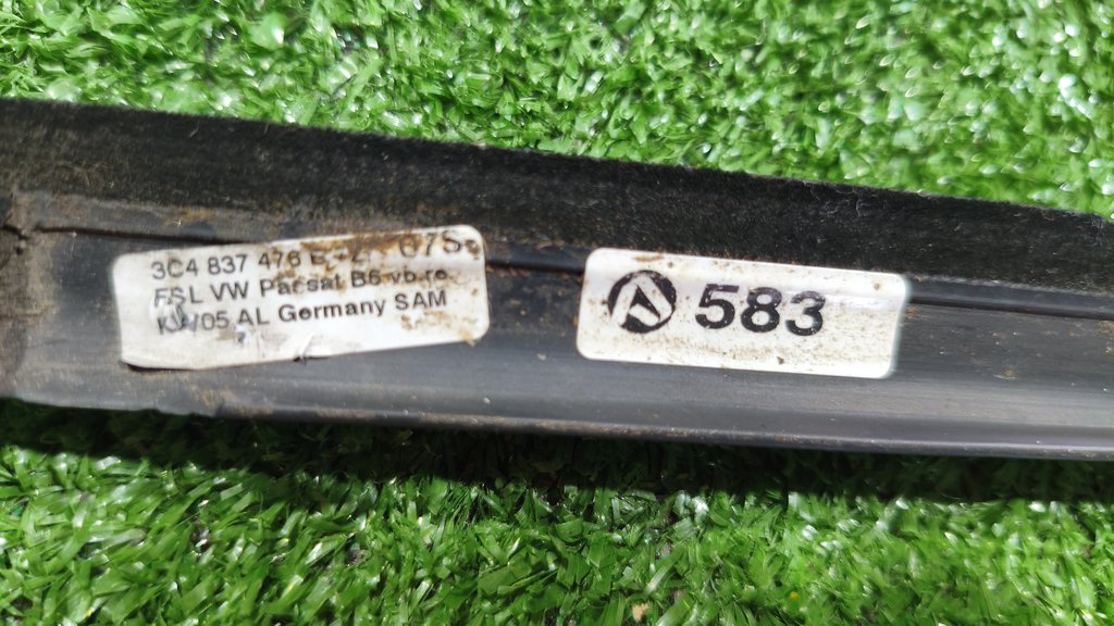 3c4837476b Молдинг (хром) двери передней правой Volkswagen Passat (B6) 2005-2010 2010г. (OEM 3c4837476b) 3c4837476b Молдинг (хром) двери передней правой Volkswagen Passat (B6) 2005-2010 2010г. (OEM 3c4837476b)