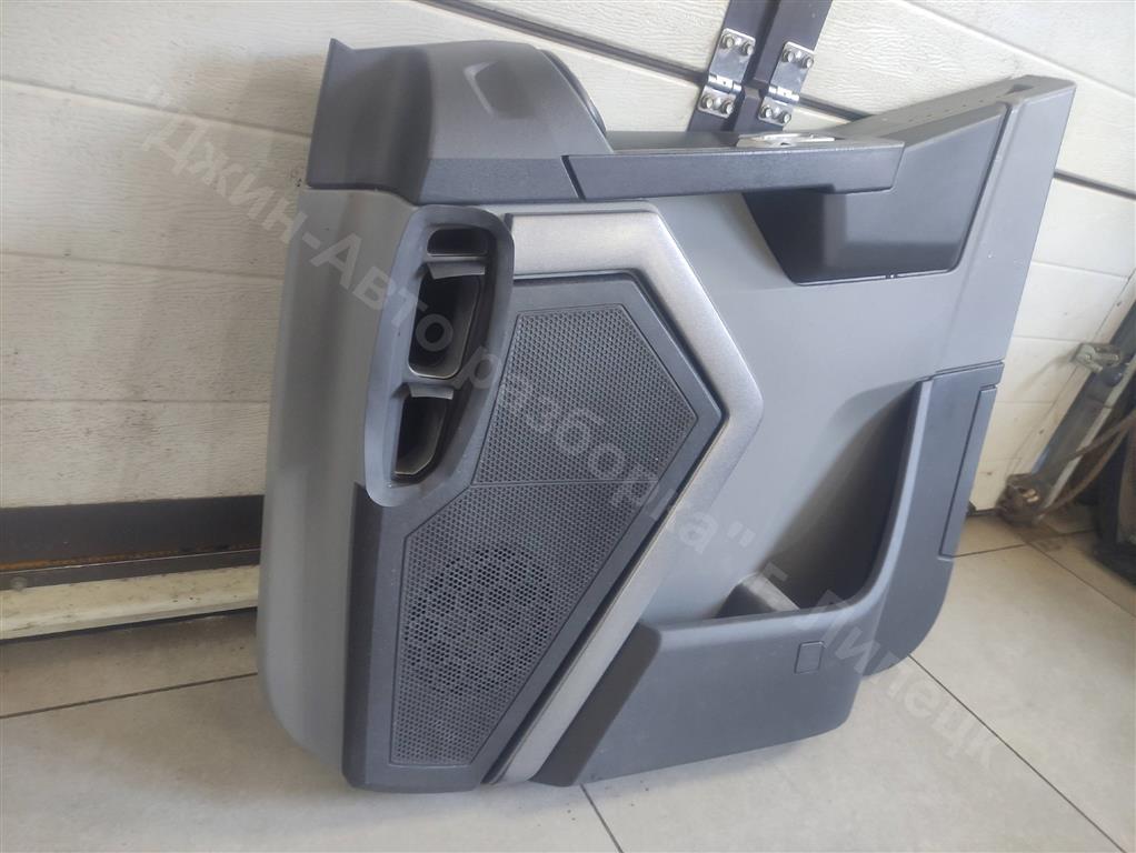82400783 Обшивка двери правая Renault T 2013> 0г. (OEM 82400783) 82400783 Обшивка двери правая Renault T 2013> 0г. (OEM 82400783)