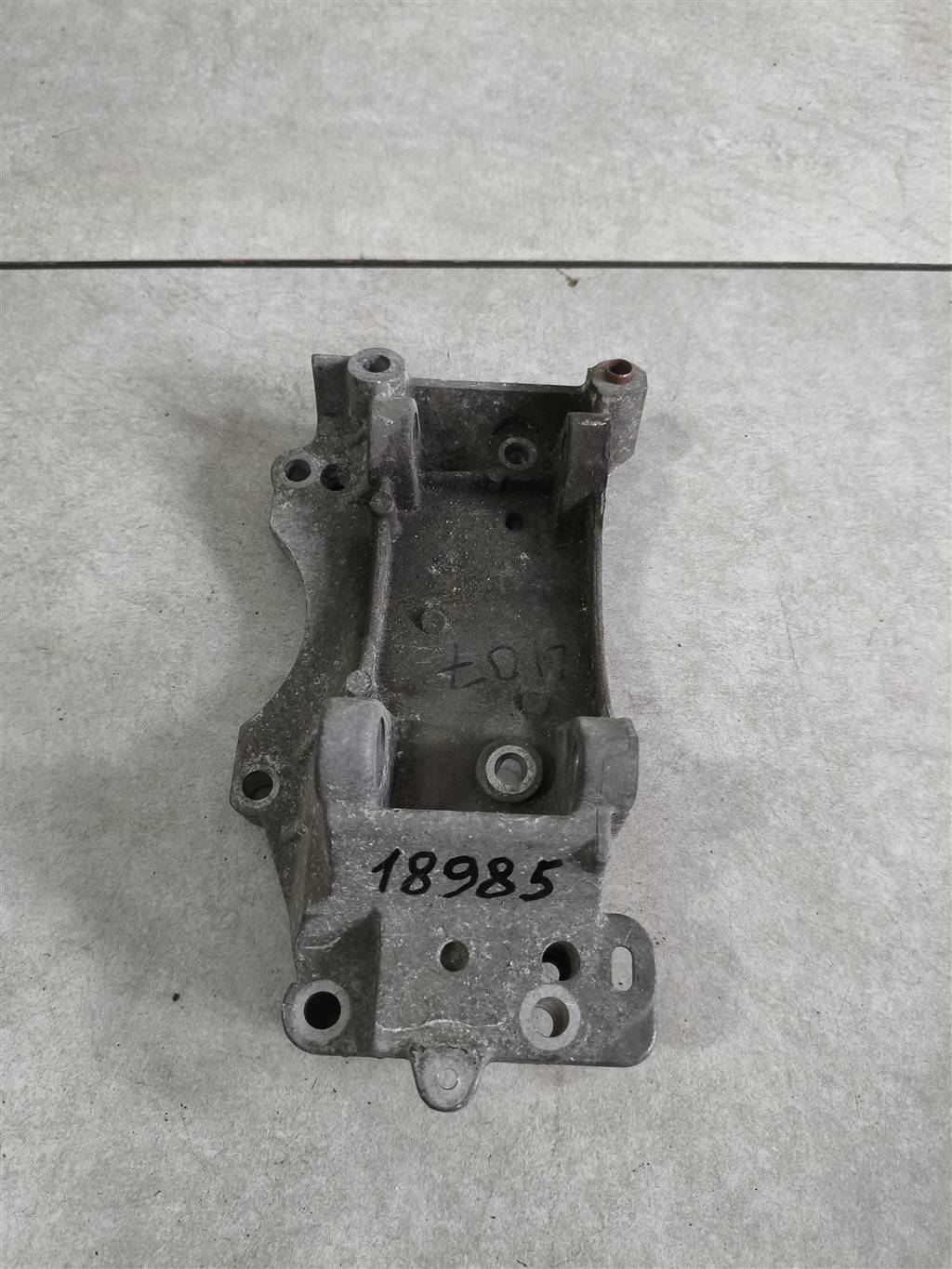 9648735580 Кронштейн генератора