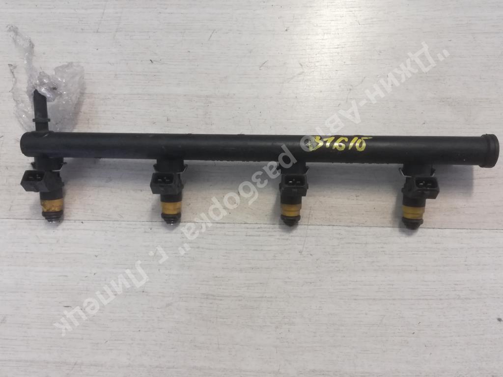 8200139674c Рампа топливная
