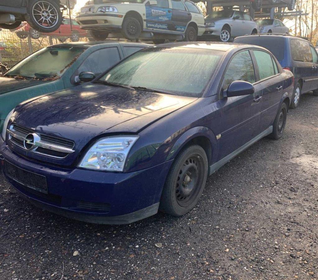 Vectra c 2004. Opel Vectra c 2004. Opel Vectra 2.2 at, 2004.