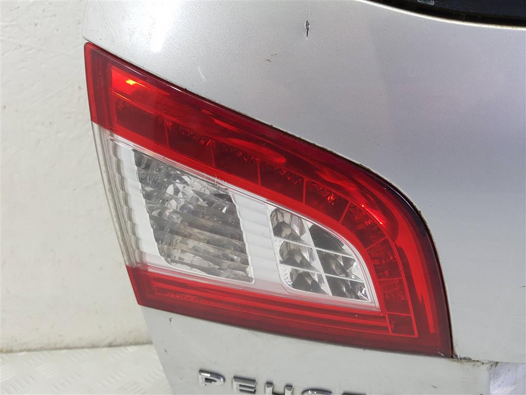Фонарь крышки багажника левый Peugeot 508 купить в России
