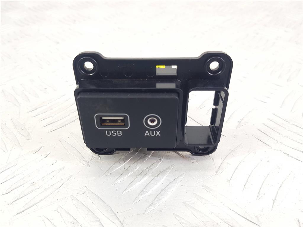 Разъем AUX / USB Hyundai Santa Fe 4 (TM) купить в России
