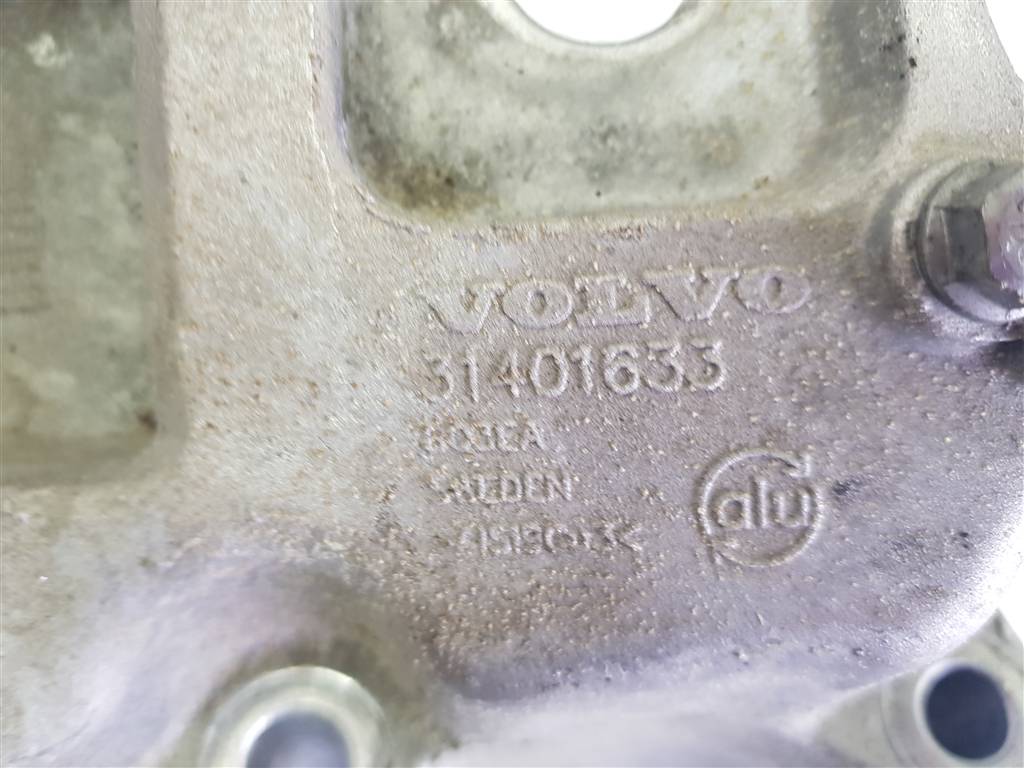Кронштейн двигателя (лапа крепления) Volvo XC60 1 купить в России