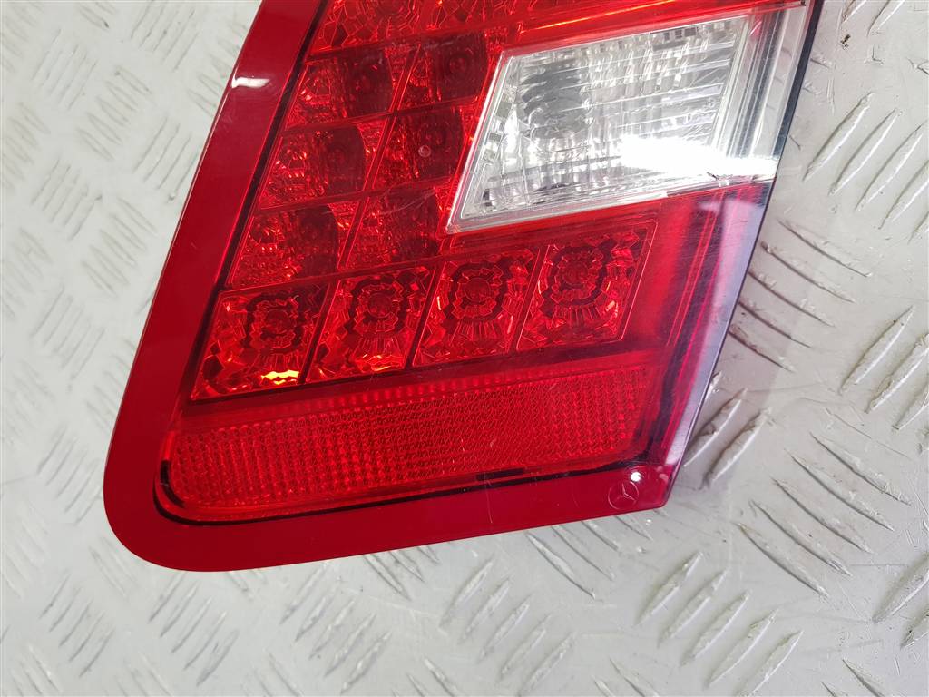 Фонарь крышки багажника правый Mercedes E-Class (W212/C207) купить в Беларуси