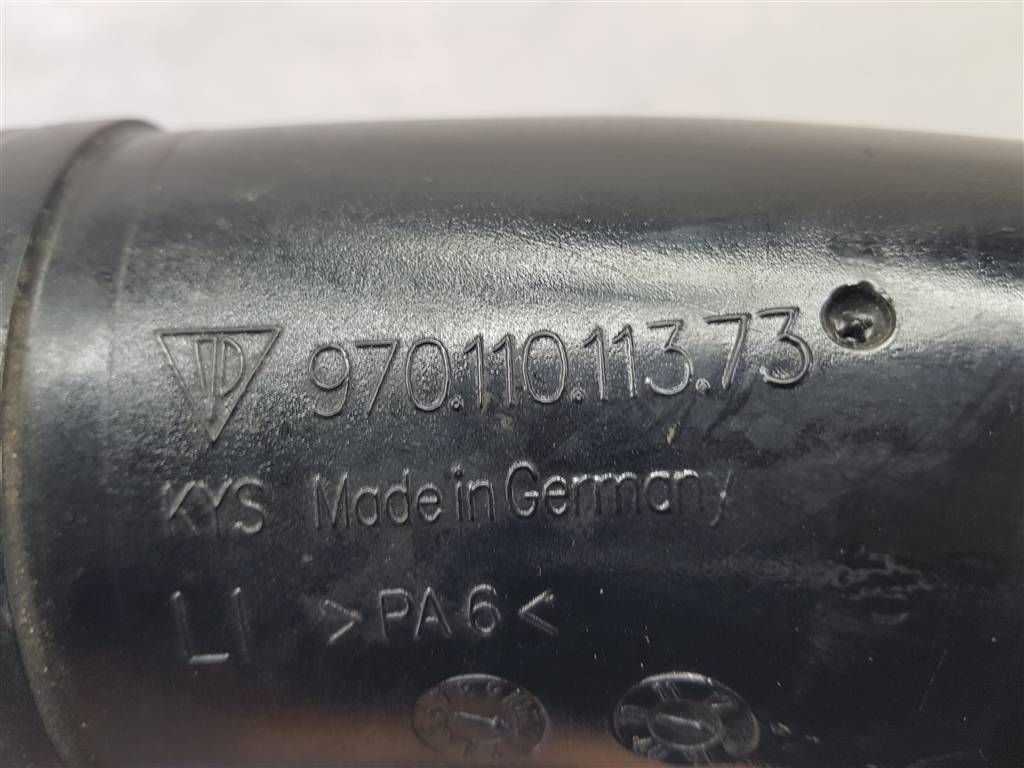 Патрубок воздушного фильтра Porsche Panamera (970) купить в России