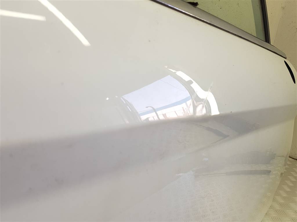 Дверь передняя правая Ford Fiesta 5 купить в Беларуси