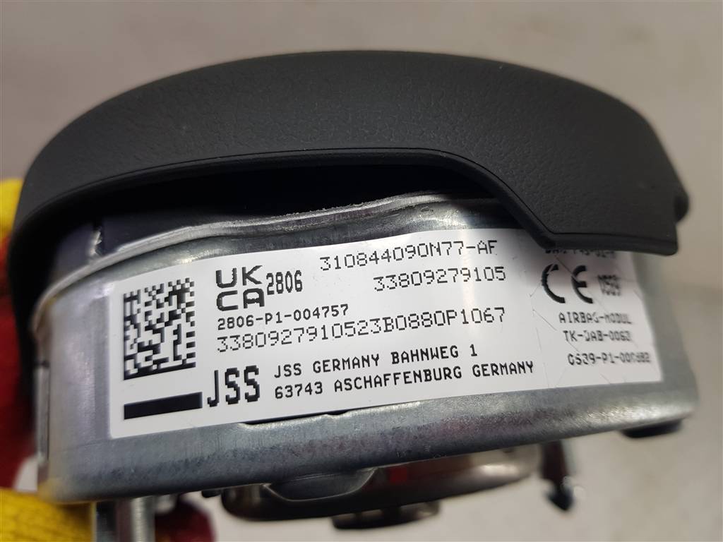 Подушка безопасности боковая (в сиденье) BMW X5 (F15) купить в Беларуси