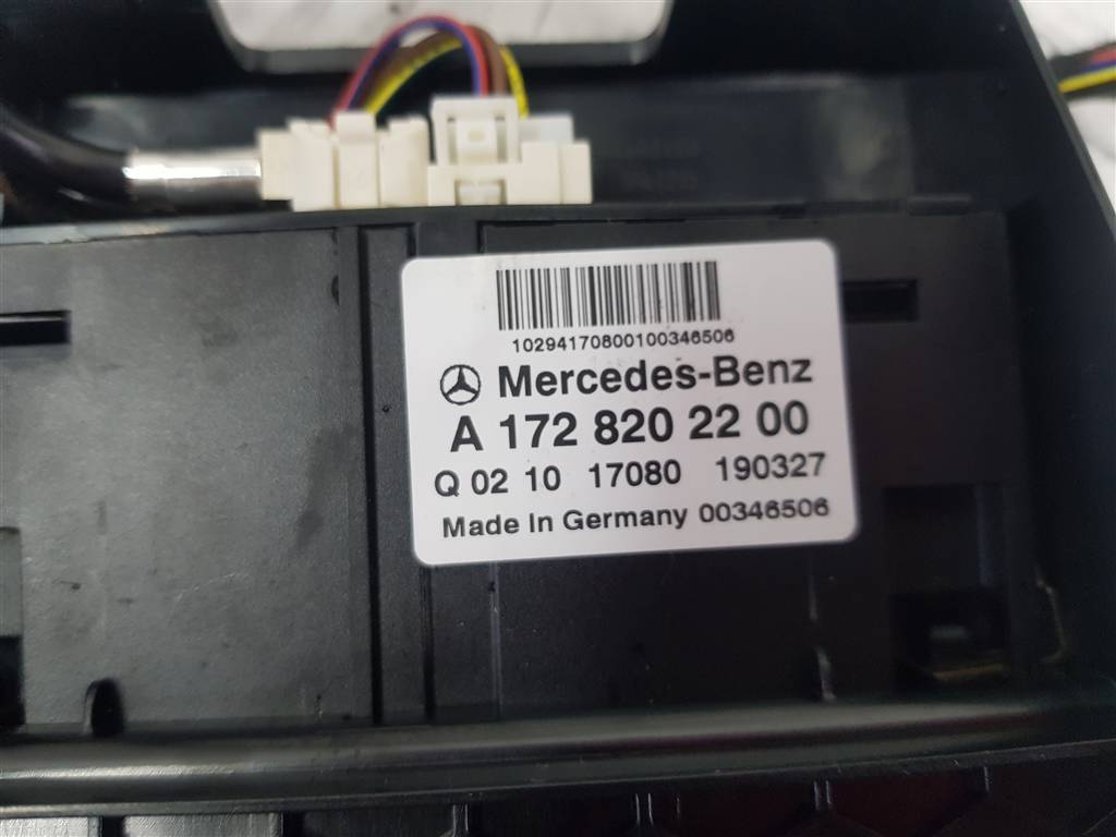 Разъем AUX / USB Mercedes GLA-Class (X156) купить в России
