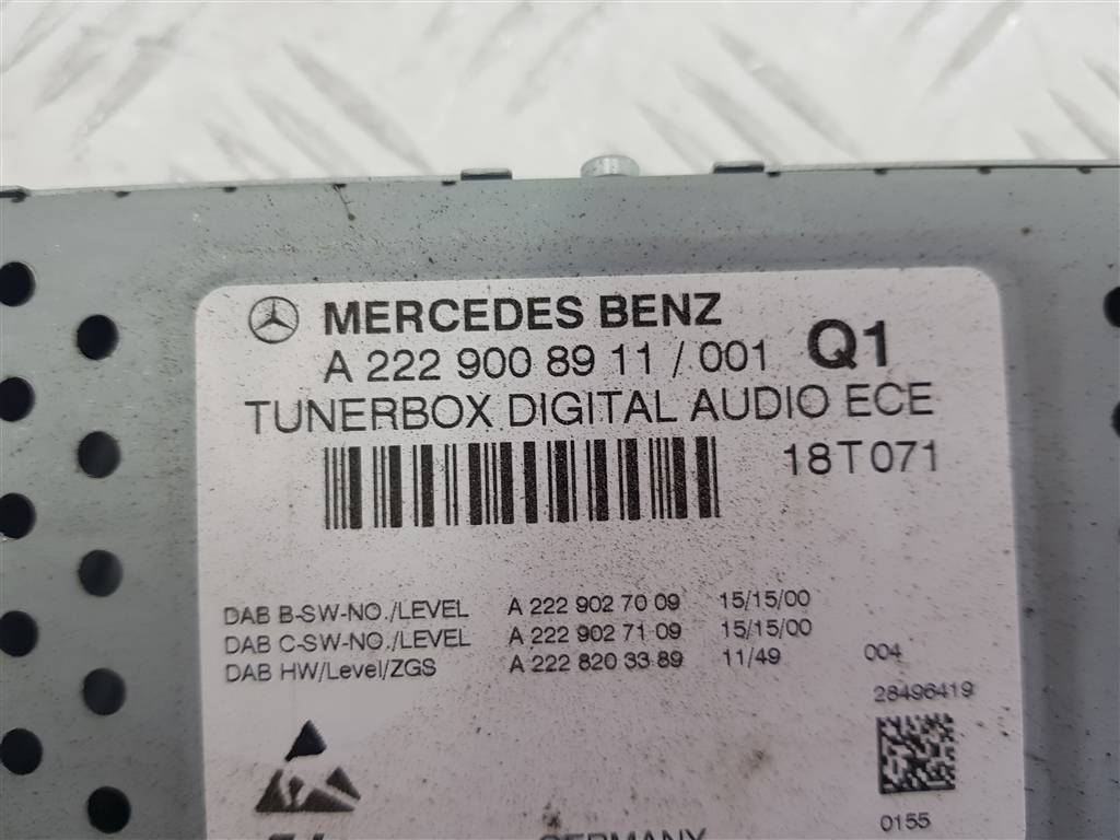 TV тюнер Mercedes C-Class (W205) купить в Беларуси