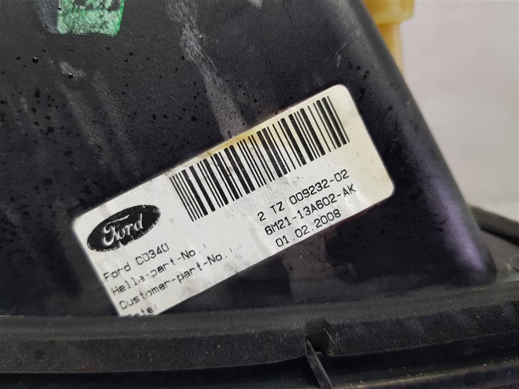 Фонарь крышки багажника правый Ford S-MAX 1 купить в России