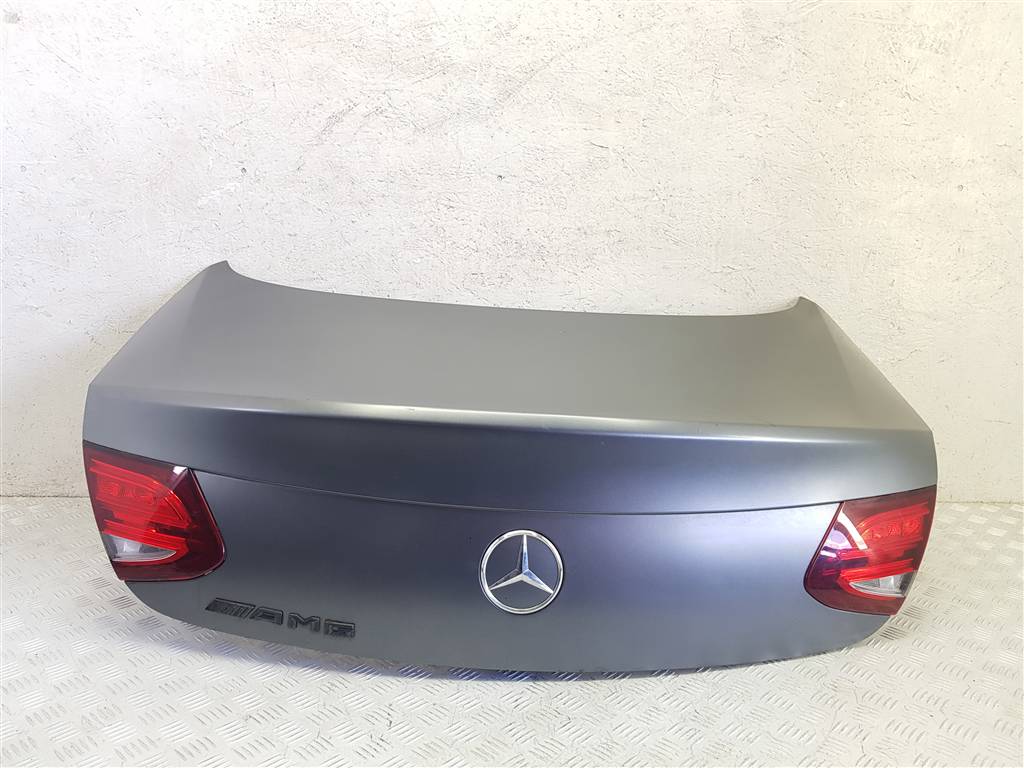 Крышка (дверь) багажника Mercedes C-Class (W205) купить в России